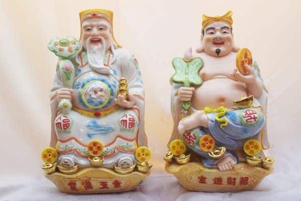 Hướng dẫn Cách đặt bàn thờ ông Thần Tài, Thổ Địa đúng cách 4 Bạn có biết: Cách đặt bàn thờ ông Thần Tài, Thổ Địa đúng cách