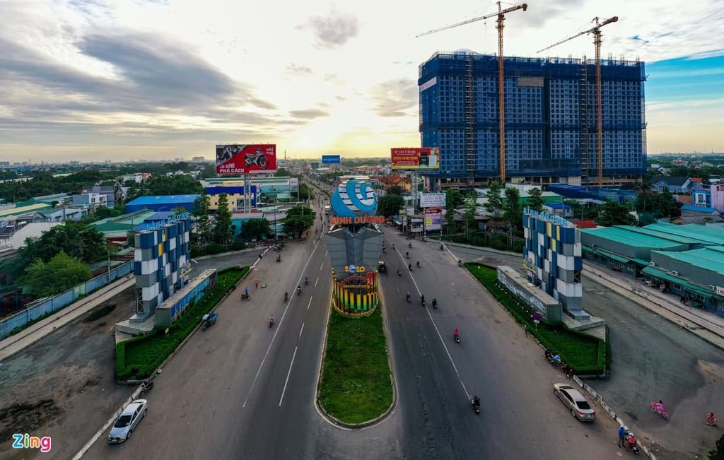 Bình dương bùng nổ căn hộ chung cư - Ảnh 1